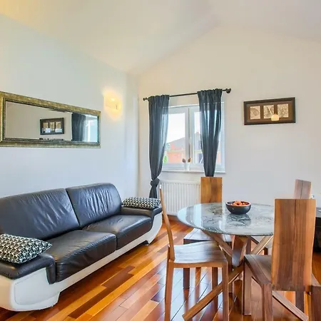 Apartment 16655f *