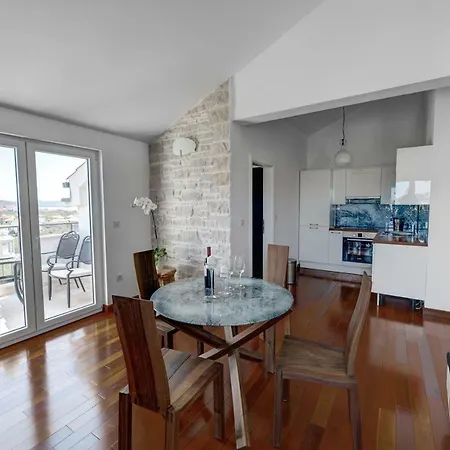 Apartment 16655f Murter